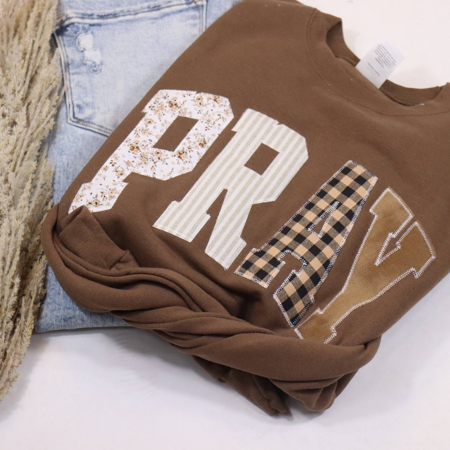 PRE-ORDER Pray Sweatshirt  (brown)